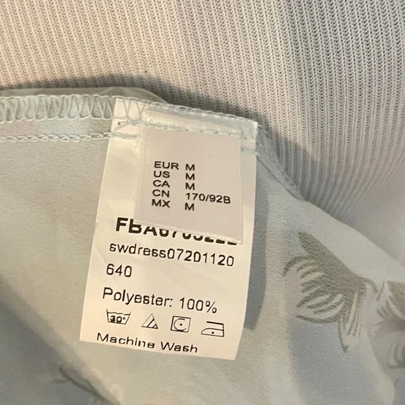 🛑**SOLD**Light green/blue mini, lightweight, halter dress with tie front - Picture 7 of 7